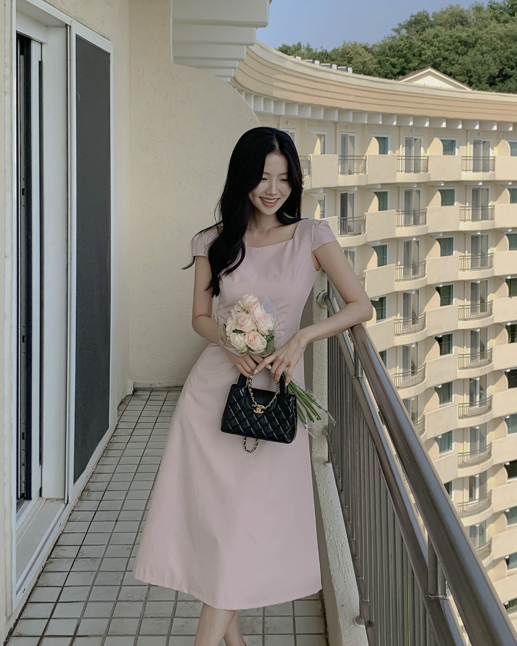 Xu hướng váy liền công sở là 4 kiểu giúp chị em mặc đẹp từ giờ tới tận mùa thu - 6