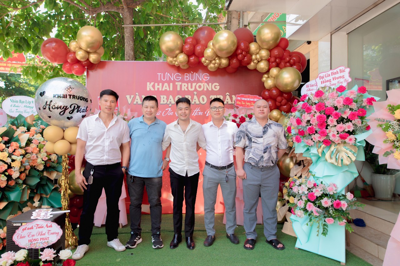 học viên cezan mở hiệu