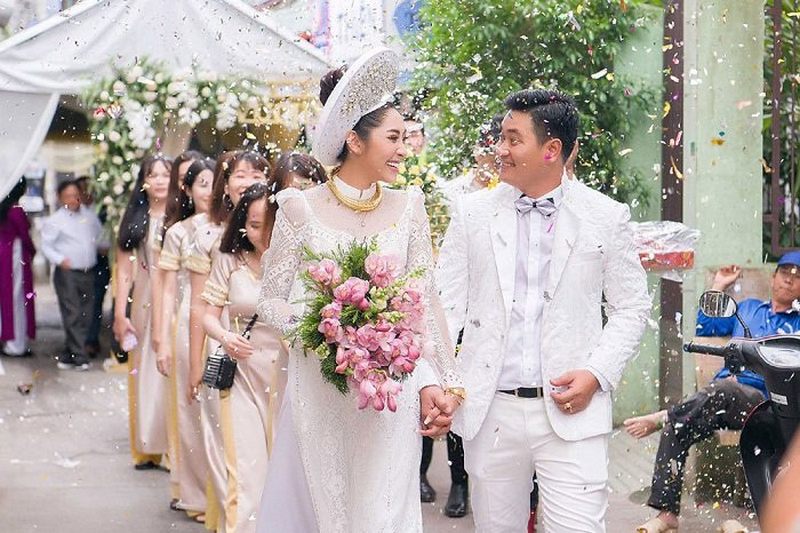 le-ruoc-dau-phong-tuc-cuoi-hoi-Viet-Nam-5