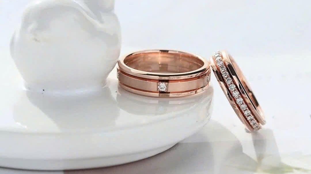 Nhẫn Cưới Vàng Hồng