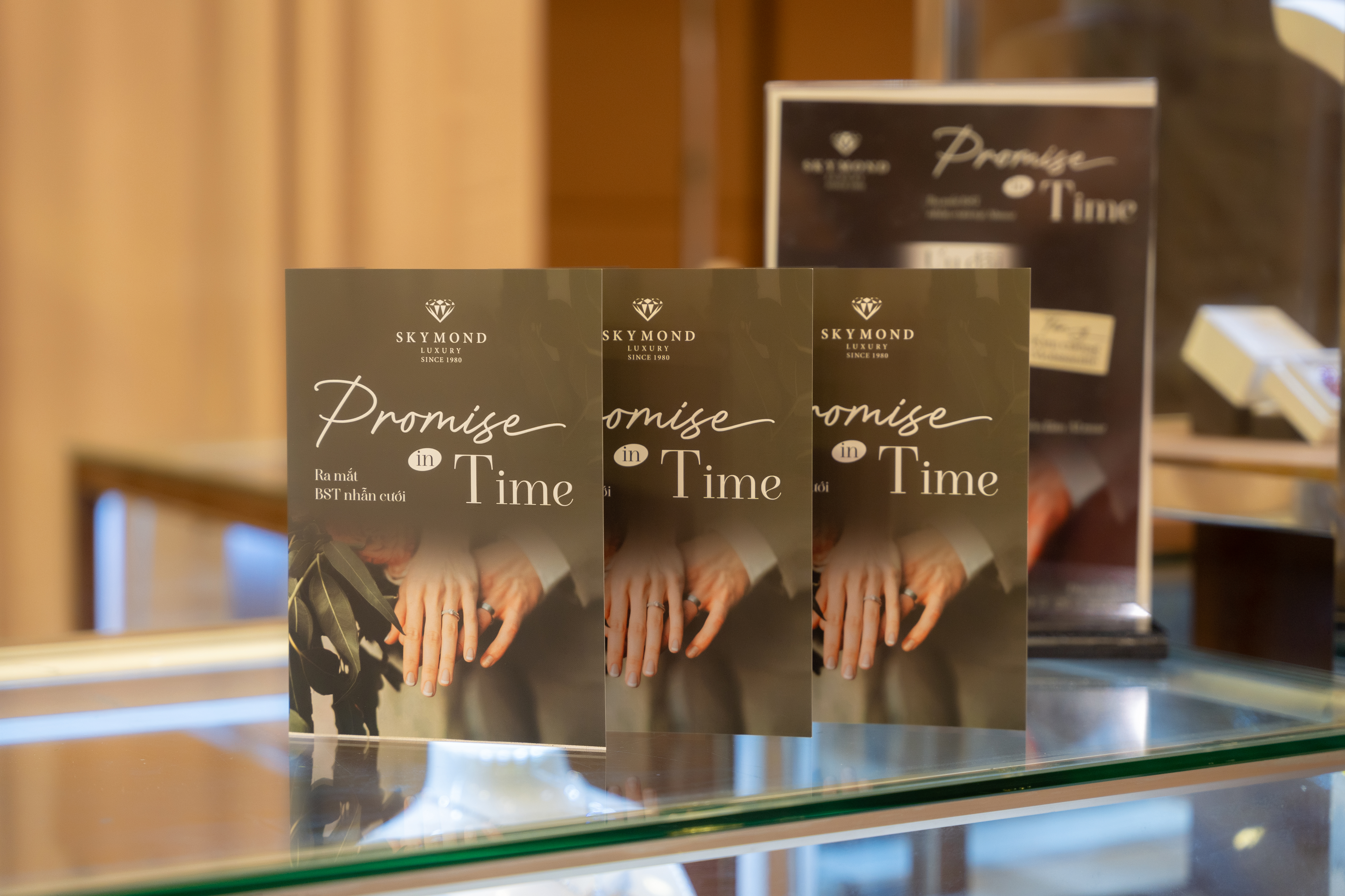 Eternal Bond: Nhẫn Cưới Cá Tính Cho Mùa Hôn Lễ 2025