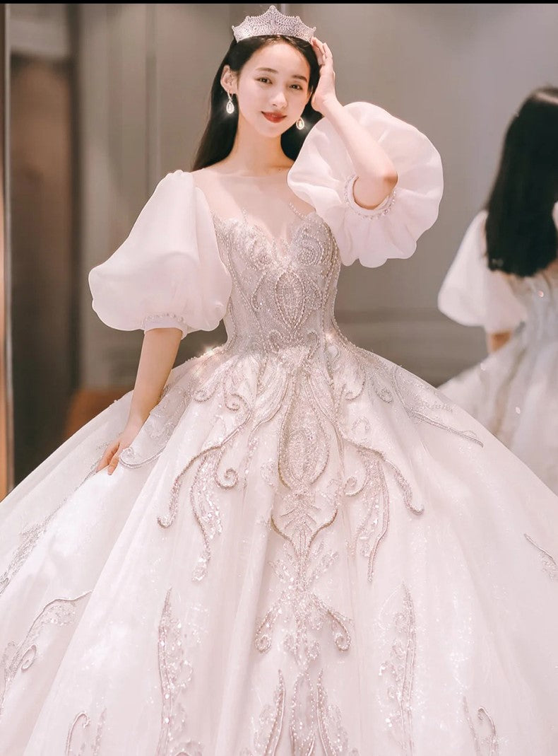 váy cưới đẹp cho dáng người quả lê