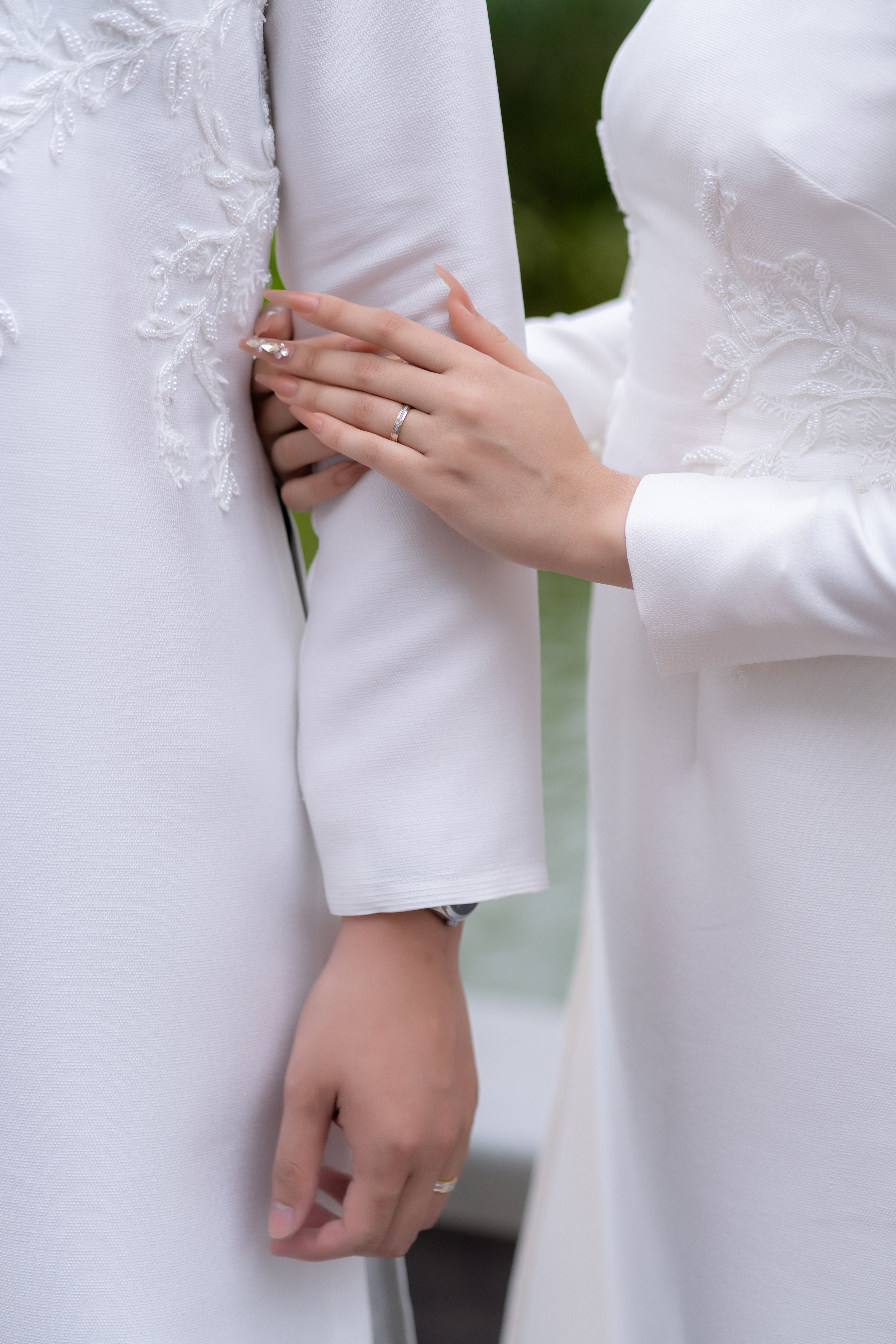 lưu ý khi chọn và đeo nhẫn cưới