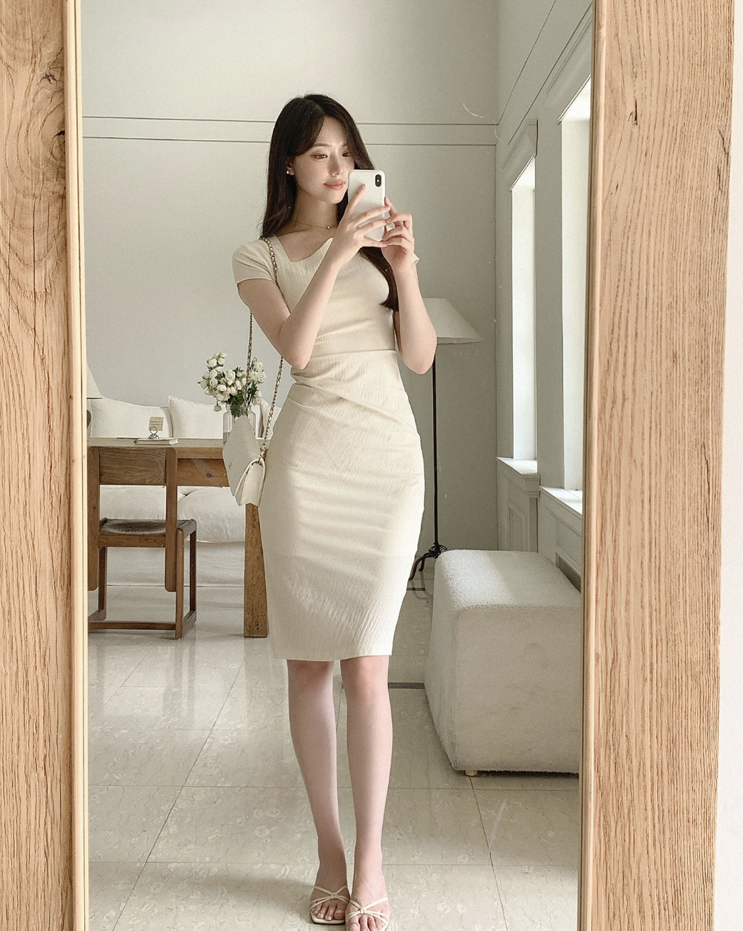 Xu hướng váy liền công sở là 4 kiểu giúp chị em mặc đẹp từ giờ tới tận mùa thu - 9